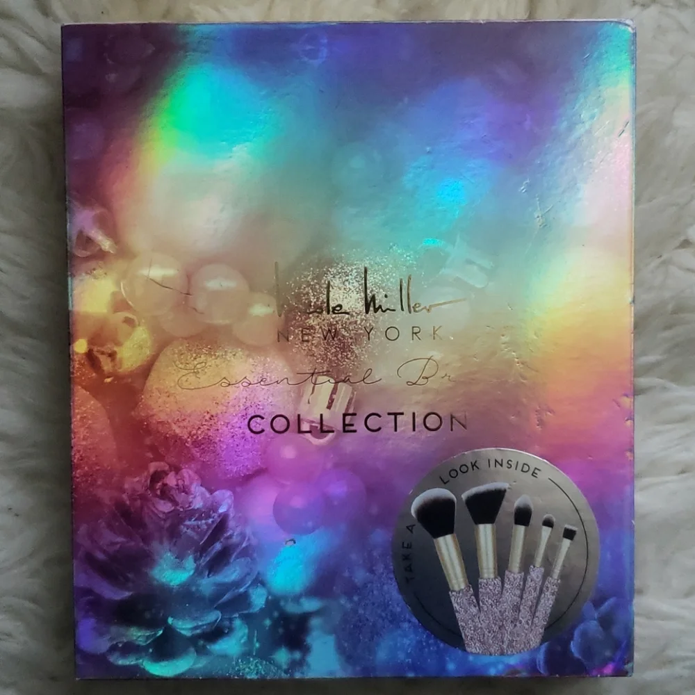 Nicole Miller NY Glam Brush Collection NWT